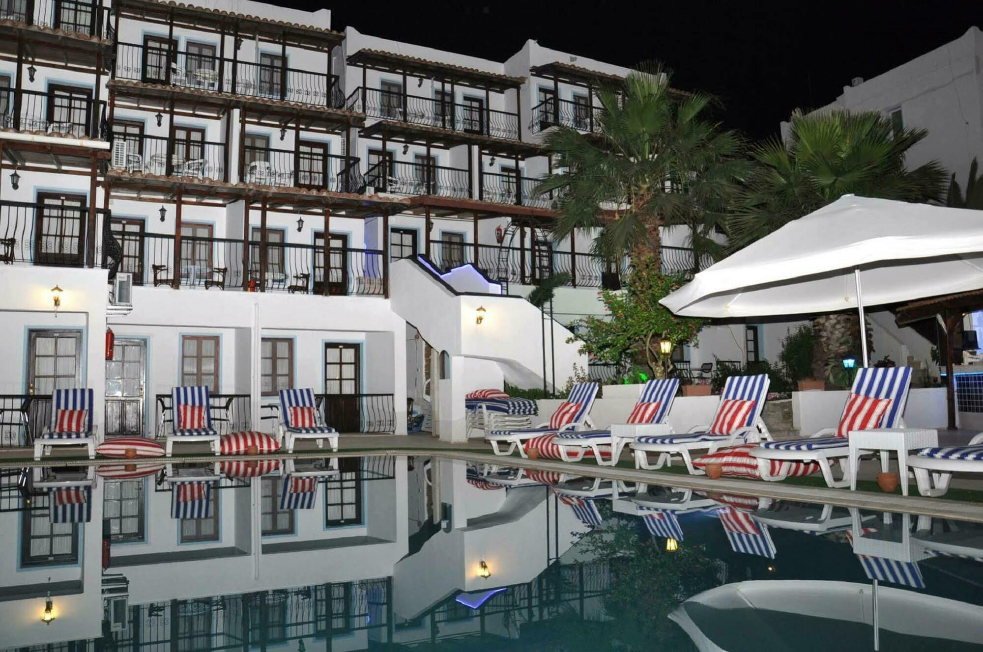 Gloriatibi Jarra Hotel Gümbet Εξωτερικό φωτογραφία
